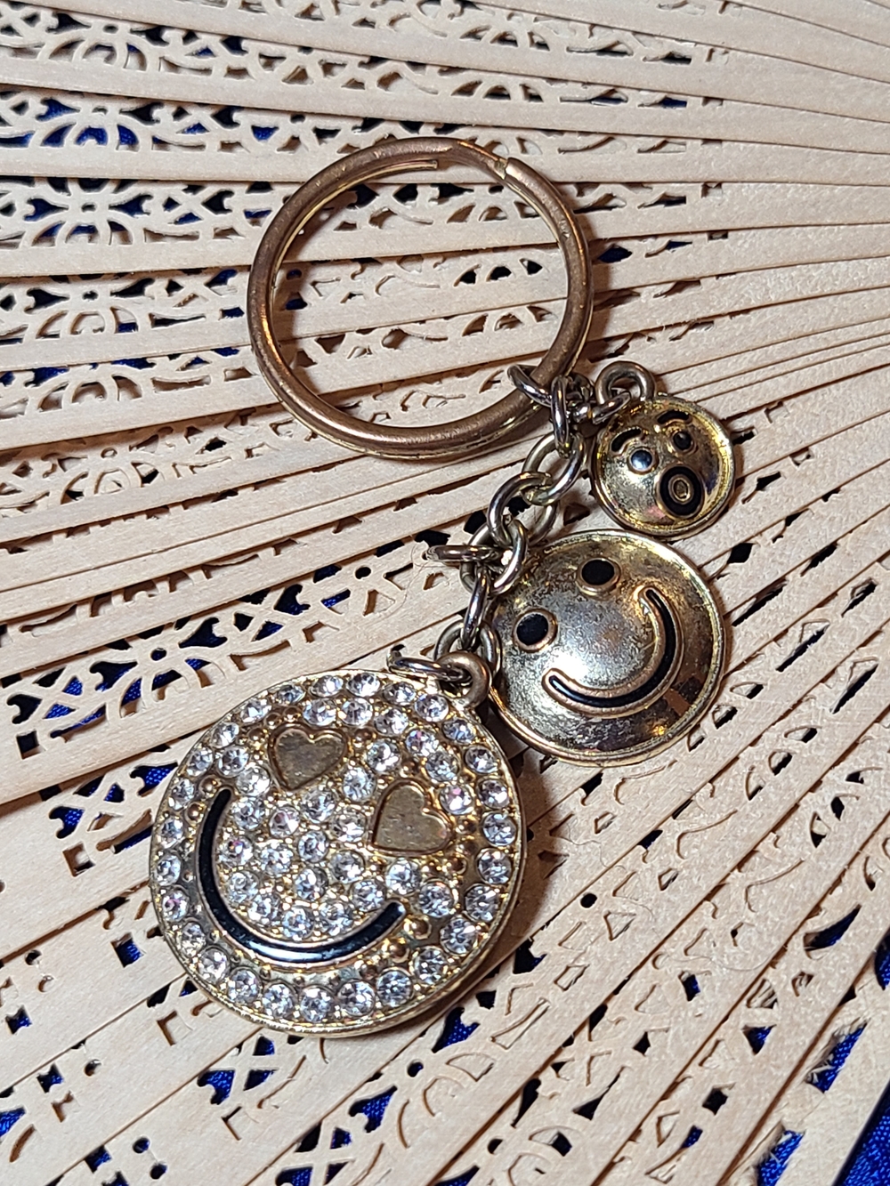 Vintage Gold Smiley Face Crystal Key & Card Holder Charm